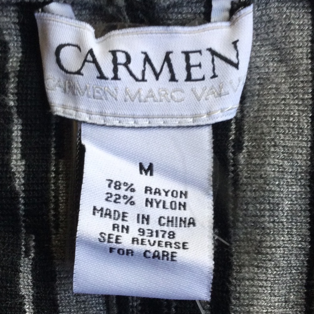 Carmen Marc Valvo Sweater Knit Skirt NWT Size M - Picture 3 of 4